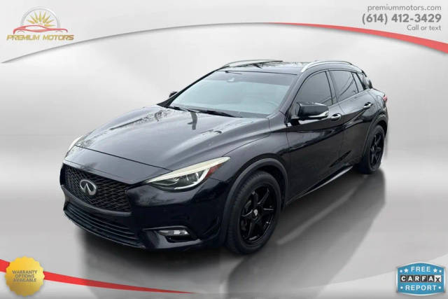 2017 Infiniti QX30 Premium FWD photo