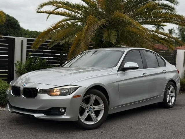 2015 BMW 3 Series 328i RWD photo