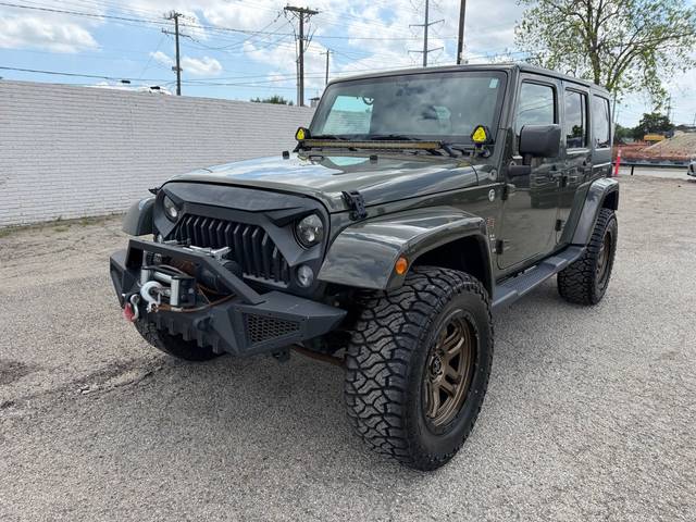 2015 Jeep Wrangler Unlimited Sahara 4WD photo