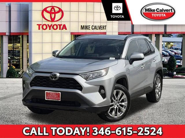 2021 Toyota RAV4 XLE Premium FWD photo