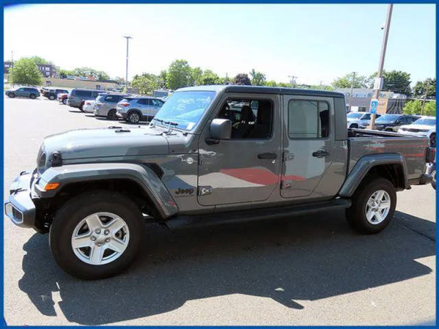 2021 Jeep Gladiator Sport S 4WD photo