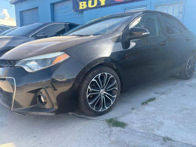 2015 Toyota Corolla L FWD photo