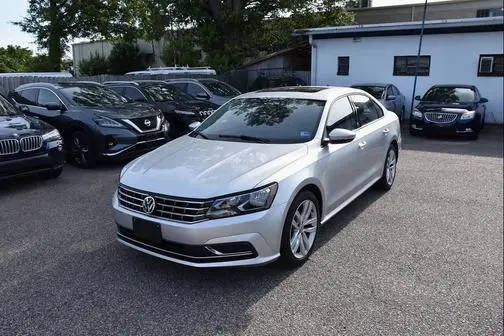 2019 Volkswagen Passat 2.0T Wolfsburg Edition FWD photo