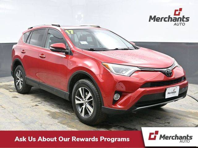 2017 Toyota RAV4 XLE AWD photo