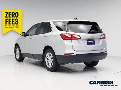2021 Chevrolet Equinox LS AWD photo