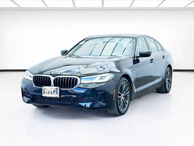 2021 BMW 5 Series 530e RWD photo