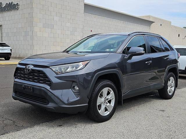 2021 Toyota RAV4 XLE AWD photo