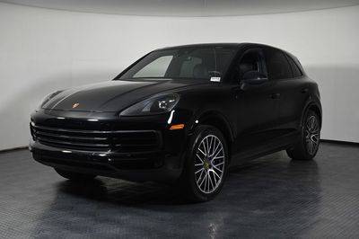2021 Porsche Cayenne AWD photo