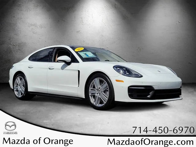 2021 Porsche Panamera 4 AWD photo