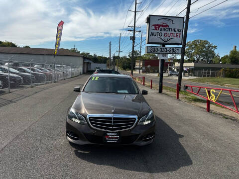 2015 Mercedes-Benz E-Class E 350 Sport AWD photo
