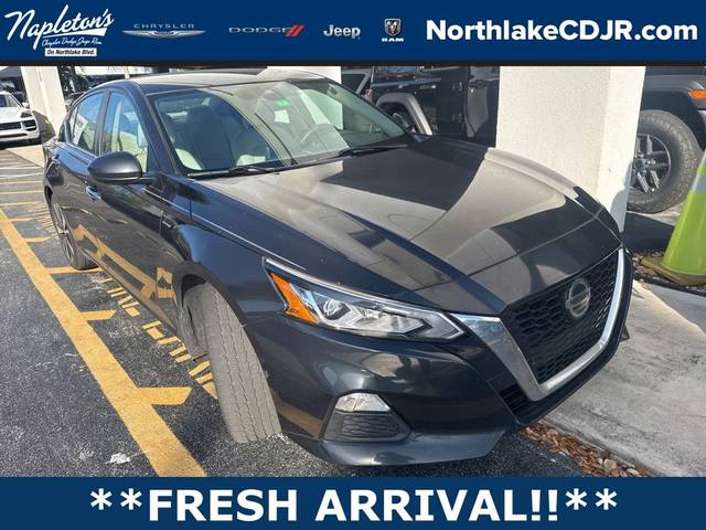 2021 Nissan Altima 2.5 SV FWD photo