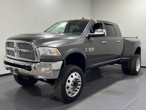 2015 Ram 3500 Laramie 4WD photo