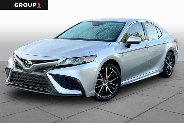 2021 Toyota Camry SE FWD photo