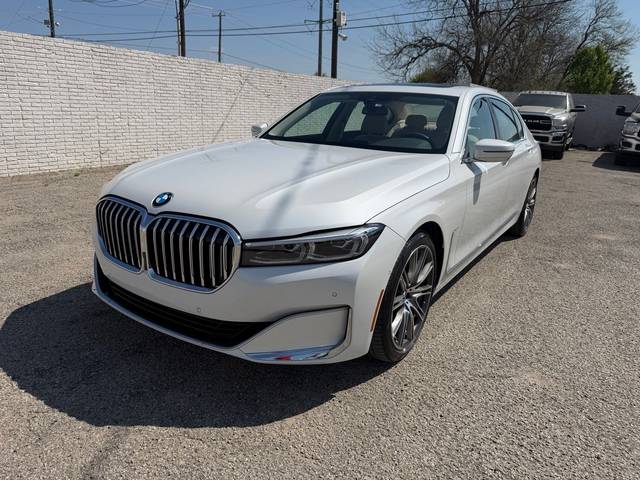 2021 BMW 7 Series 740i RWD photo