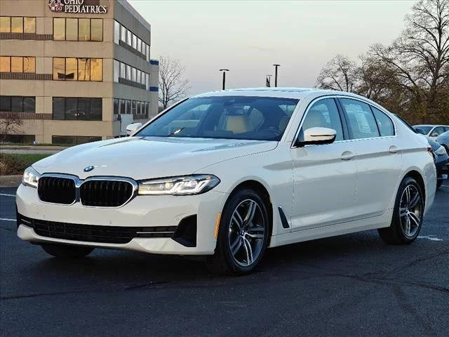 2021 BMW 5 Series 530i xDrive AWD photo