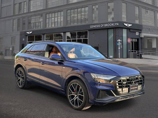 2021 Audi Q8 Prestige AWD photo