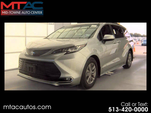 2021 Toyota Sienna XLE FWD photo