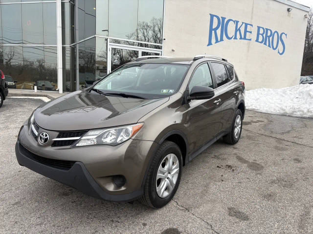 2015 Toyota RAV4 LE AWD photo