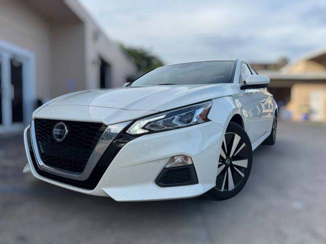 2021 Nissan Altima 2.5 SV FWD photo