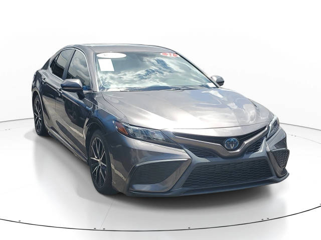 2021 Toyota Camry Hybrid SE FWD photo