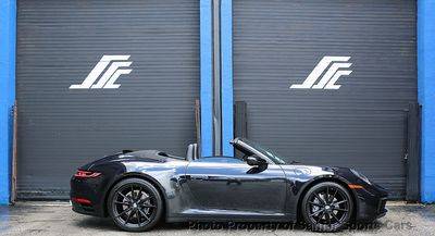 2021 Porsche 911 Carrera RWD photo