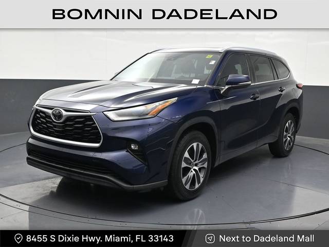 2021 Toyota Highlander XLE FWD photo