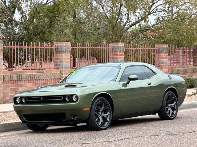 2021 Dodge Challenger SXT RWD photo