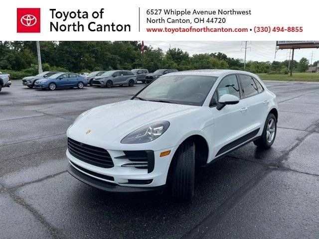 2021 Porsche Macan AWD photo