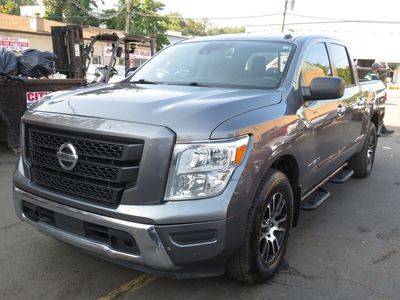 2021 Nissan Titan SV RWD photo