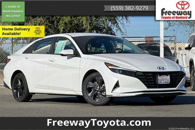 2021 Hyundai Elantra SEL FWD photo