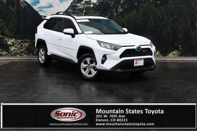 2021 Toyota RAV4 XLE FWD photo