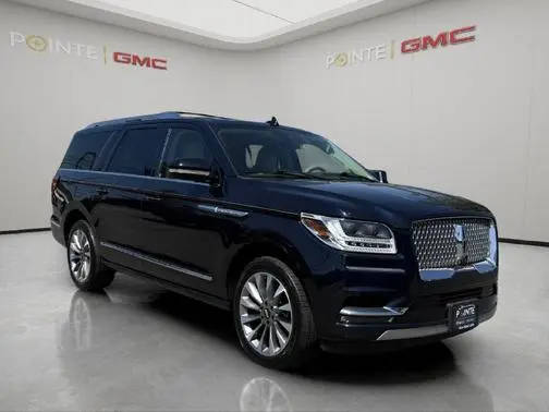 2021 Lincoln Navigator L Reserve 4WD photo