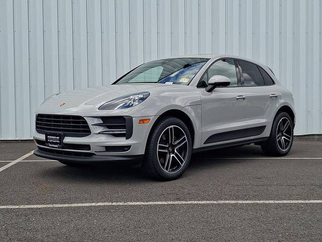 2021 Porsche Macan AWD photo