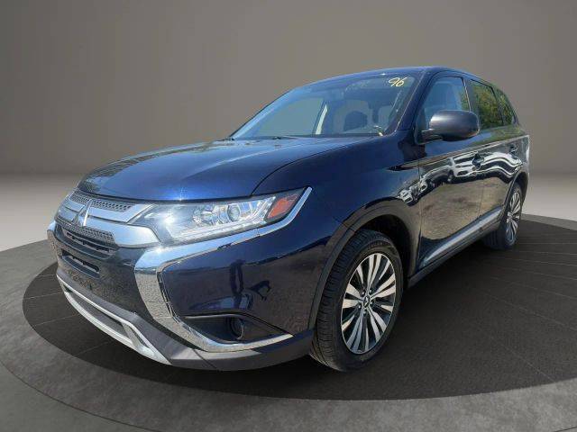2020 Mitsubishi Outlander ES 4WD photo