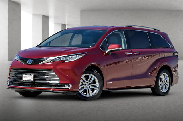 2021 Toyota Sienna Limited FWD photo