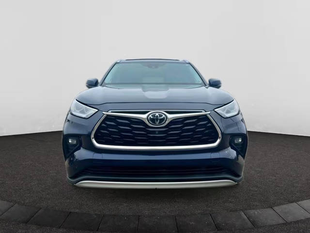 2021 Toyota Highlander Platinum AWD photo