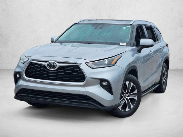 2021 Toyota Highlander XLE FWD photo