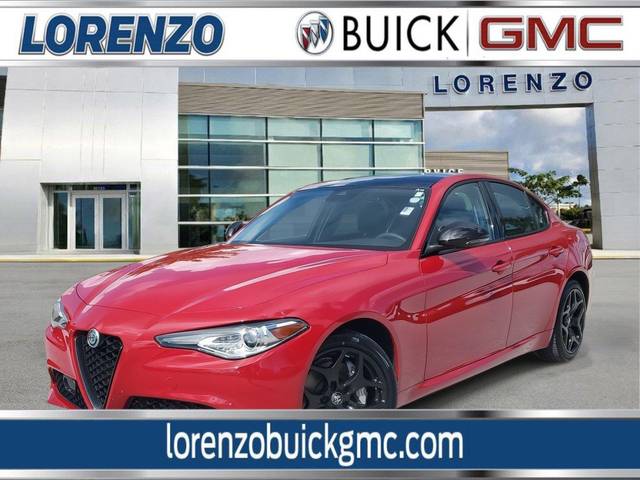 2021 Alfa Romeo Giulia  AWD photo