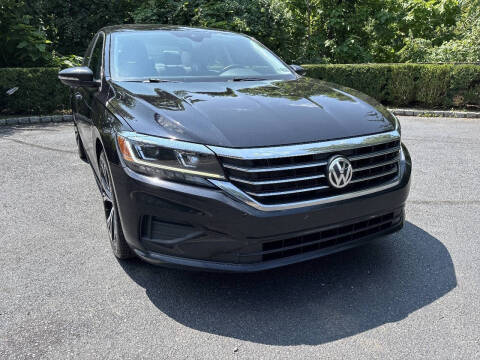 2021 Volkswagen Passat 2.0T SE FWD photo