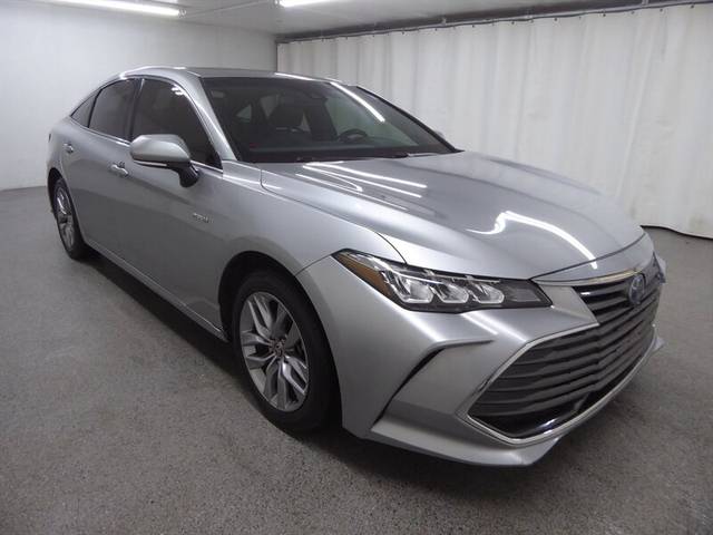 2021 Toyota Avalon Hybrid XLE FWD photo