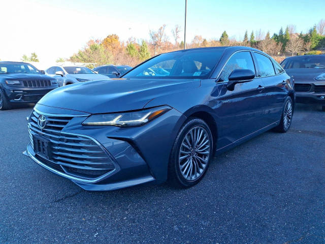 2021 Toyota Avalon Hybrid Limited FWD photo