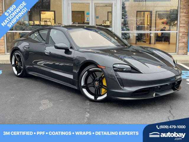 2021 Porsche Taycan Turbo S AWD photo