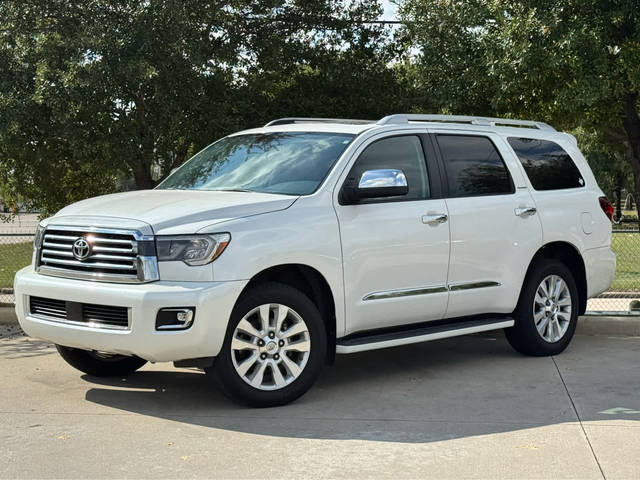 2020 Toyota Sequoia Platinum RWD photo