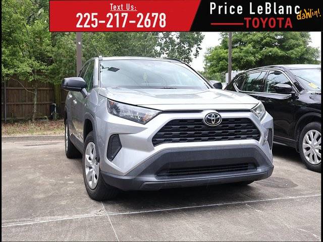 2021 Toyota RAV4 LE FWD photo