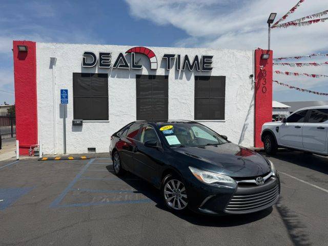 2017 Toyota Camry XLE V6 FWD photo