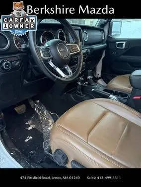 2021 Jeep Wrangler Unlimited Unlimited Sahara 4WD photo