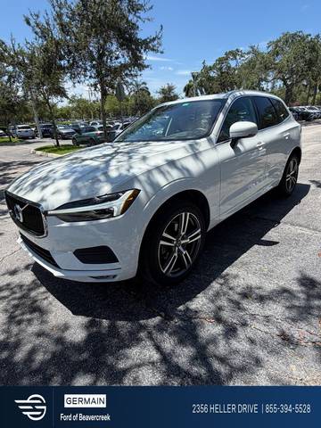 2021 Volvo XC60 Momentum FWD photo