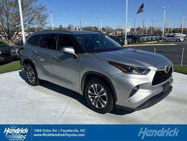 2021 Toyota Highlander XLE FWD photo