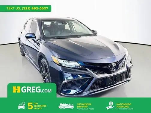 2021 Toyota Camry SE FWD photo