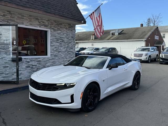 2021 Chevrolet Camaro 1LT RWD photo